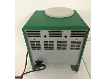 Acumulador para Equipo de manutención Hoppecke unknown | Trak mini 24V30A 230v Year unknown  80A Rema battery connecto Trak mini 24V30A 230v Year unknown  80A Rema battery connector: foto 2