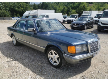 Sedan MERCEDES-BENZ