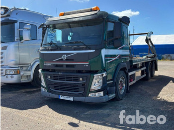 Camión portacontenedor de cadenas VOLVO FM 460