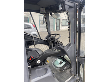 Barredora vial TENNANT Green Machines 500 ZE electric 500 ZE: foto 5 Barredora vial TENNANT Green Machines 500 ZE electric 500 ZE: foto 5