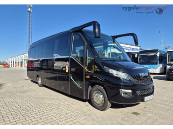 Minibús IVECO Daily 70c17