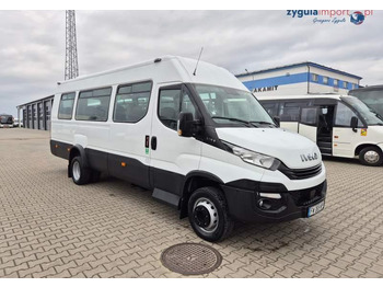 Minibús IVECO Daily