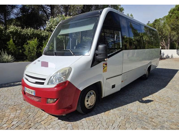 Minibús IVECO