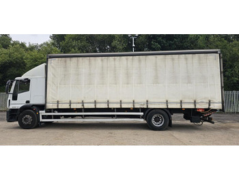 Camión lona Iveco 18 ton curtain tail lift: foto 5