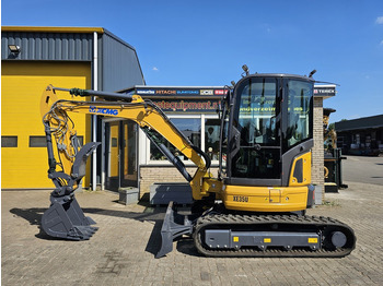 Miniexcavadora XCMG XE35U