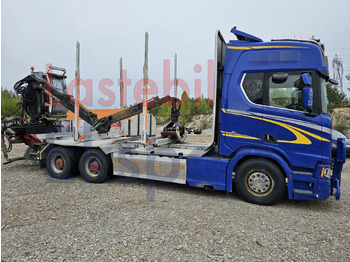Camión forestal SCANIA R 650