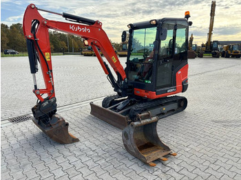 Miniexcavadora KUBOTA KX027-4