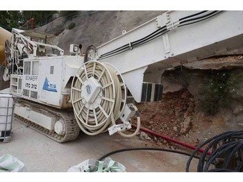 Leasing de Schaeff ITC312  Schaeff ITC312: foto 4