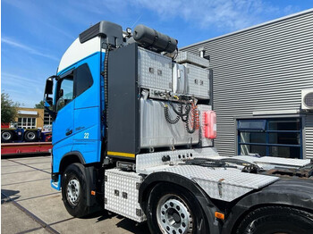 Cabeza tractora Volvo FH 16.750 8x4 Heavy Haulage Tractor: foto 4