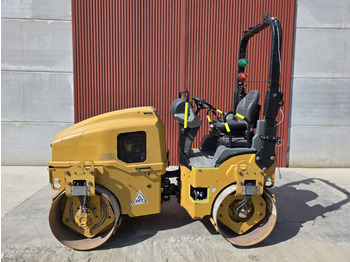 Rodillo CATERPILLAR CB24B