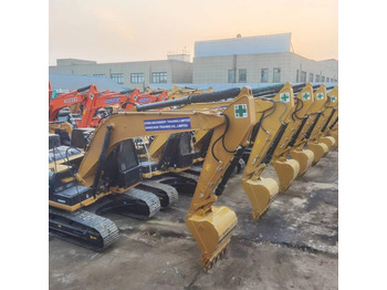 Excavadora CATERPILLAR 320D2