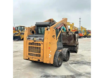 Minicargadora Used Case 420 Backhoe Loader Used Skid Steer Loader CASE 430 CASE 440: foto 2 Minicargadora Used Case 420 Backhoe Loader Used Skid Steer Loader CASE 430 CASE 440: foto 2