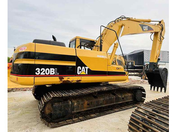 Excavadora de cadenas CATERPILLAR 320BL