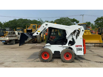 Minicargadora BOBCAT