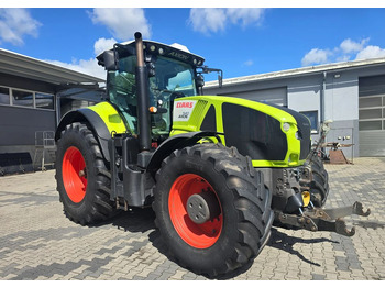 Tractor CLAAS Axion 940
