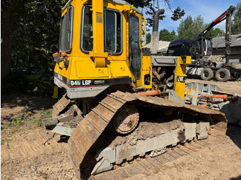 Bulldozer CATERPILLAR D4H LGP: foto 3