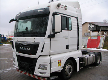 Cabeza tractora MAN TGX 18.480 / LOW DECK / ENGINE DAMAGE.: foto 2 Cabeza tractora MAN TGX 18.480 / LOW DECK / ENGINE DAMAGE.: foto 2