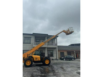 Equipo de construcción JCB