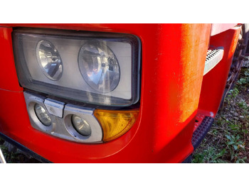Faro delantero IVECO Stralis