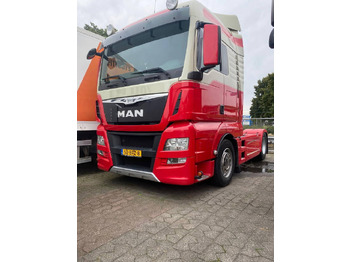 Cabeza tractora MAN TGX