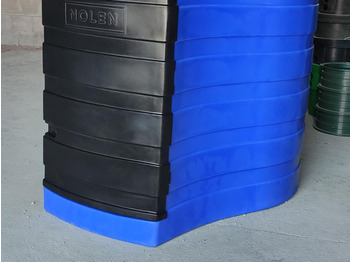 Tanque de almacenamiento DC AdBlue-Behälter / AdBlue tank / Cuve à AdBlue / Serbatoio / Depósito / Бак для AdBlue / Zbiornik AdBlue 1500 l: foto 3 Tanque de almacenamiento DC AdBlue-Behälter / AdBlue tank / Cuve à AdBlue / Serbatoio / Depósito / Бак для AdBlue / Zbiornik AdBlue 1500 l: foto 3