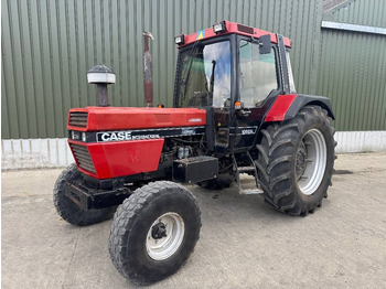 Tractor CASE IH XL