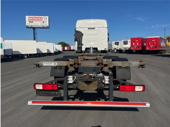 Camión portacontenedore/ Intercambiable Renault T430: foto 5