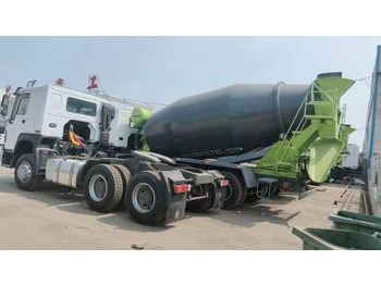 Camión hormigonera Howo 371: foto 2 Camión hormigonera Howo 371: foto 2