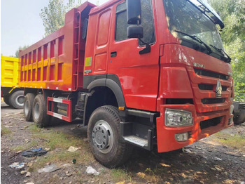 Camión volquete SINOTRUK HOWO