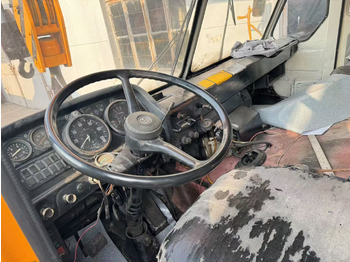 Autogrúa KATO NK400E: foto 3