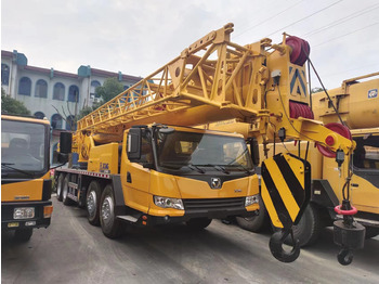 Autogrúa XCMG QY70KC