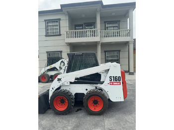 Minicargadora BOBCAT S160