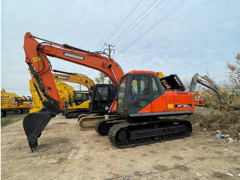 Excavadora de cadenas DOOSAN DX150