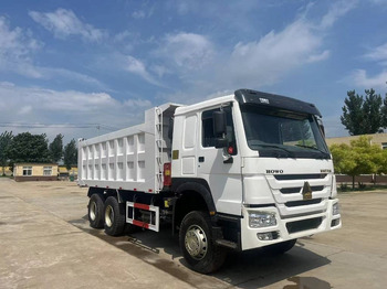 Camión caja cerrada SINOTRUK HOWO
