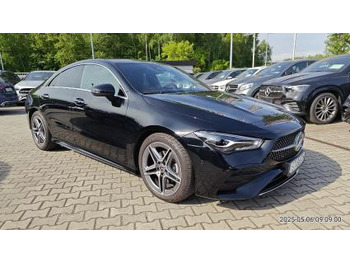 Sedan MERCEDES-BENZ