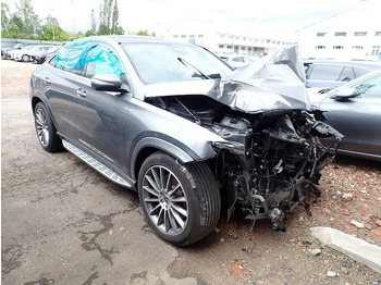 Sedan MERCEDES-BENZ