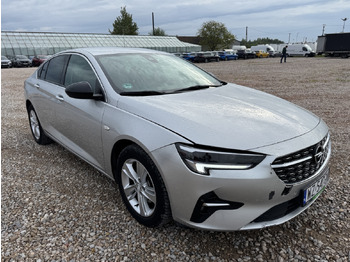 Coche OPEL