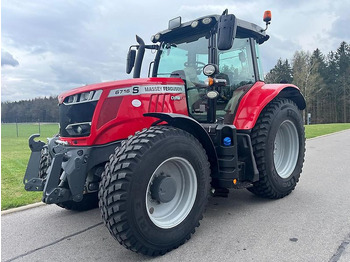 Tractor MASSEY FERGUSON 6716