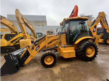 Retroexcavadora CATERPILLAR 420F2