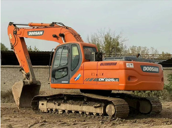 Excavadora de cadenas DOOSAN DH150W