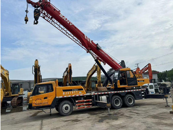 Autogrúa SANY STC250 25 Ton Truck Crane XCMG ZOOMLION TADANO KOBELCO 25T 50T 80T 100T 120T 200T 220T 240T 300T Crane for Sale: foto 3