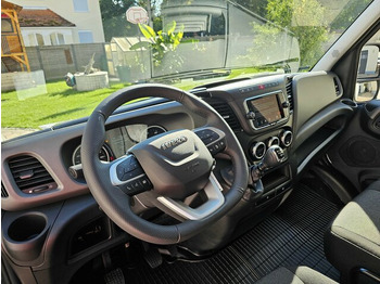 Furgoneta caja cerrada IVECO Daily 35S18 3.0 Koffer Voll-LED Navigation: foto 5