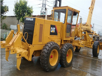 Grader CATERPILLAR 140H