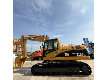Excavadora de cadenas CATERPILLAR 320CL