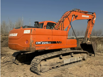 Excavadora de cadenas DOOSAN DX225LC