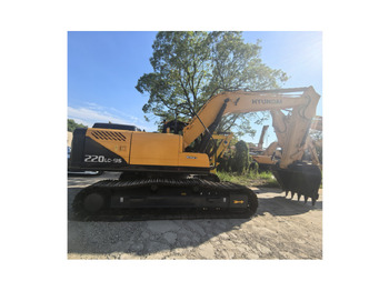 Excavadora de ruedas HYUNDAI