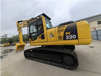 Excavadora de cadenas KOMATSU PC220-8