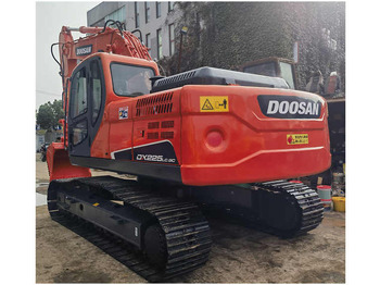 Excavadora de cadenas DOOSAN DX225LC