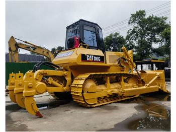 Bulldozer CATERPILLAR D6G