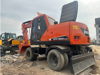 Excavadora de ruedas DOOSAN DH150W-7